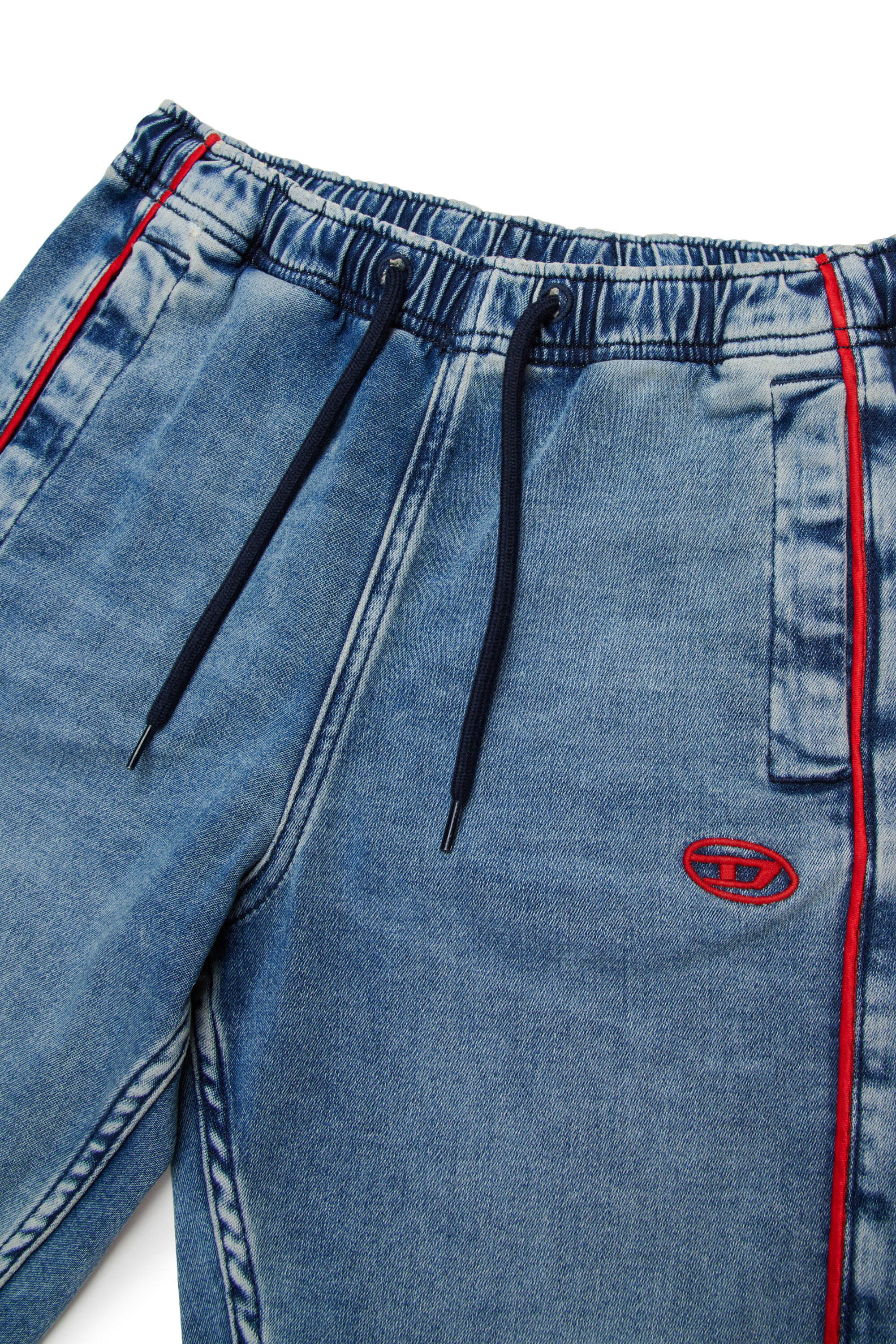 Diesel - D-AXOR-SHORT-J JJJ, Man's Denim shorts with contrast piping in Medium blue - 3