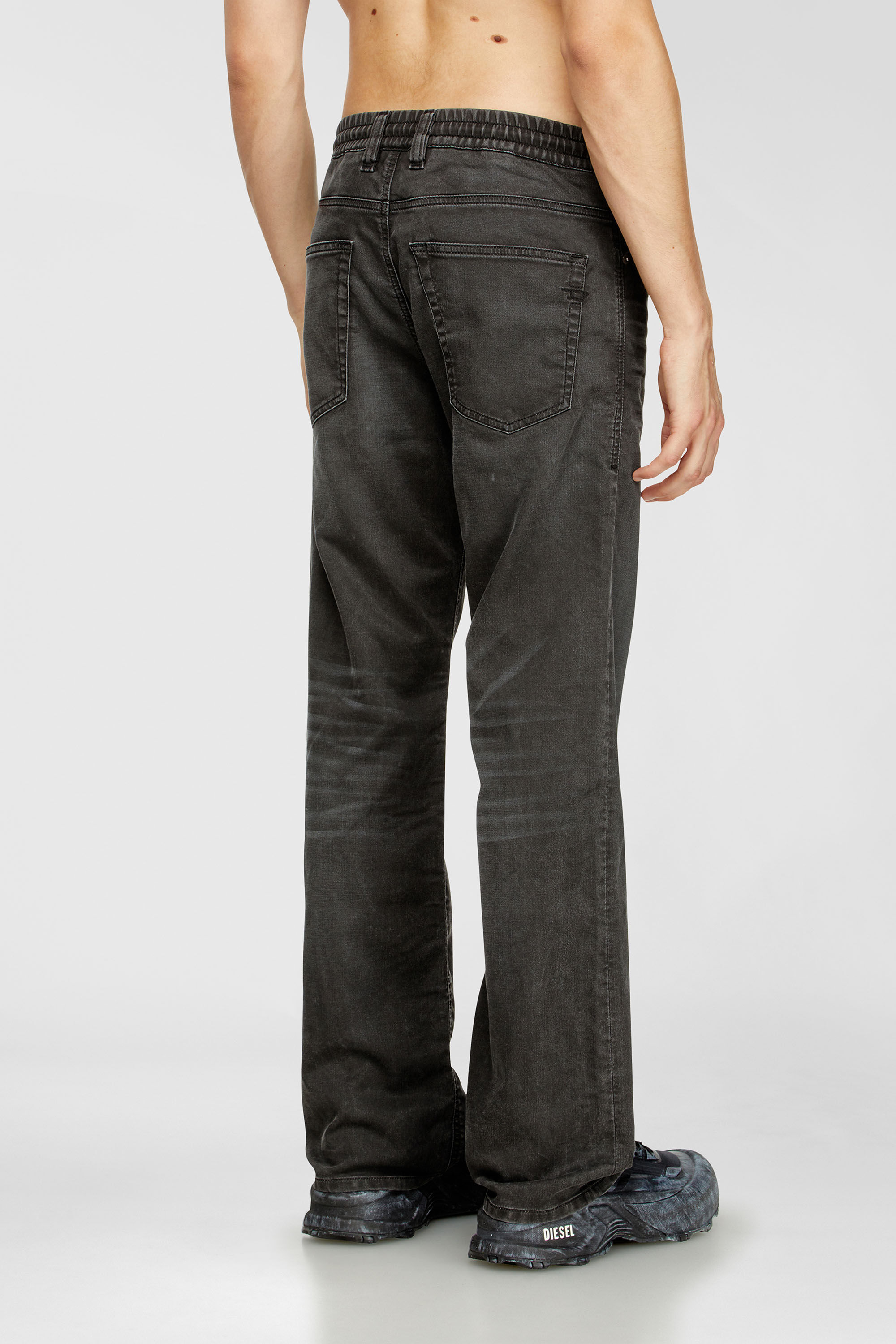 Diesel - Man's Relaxed 2080 D-Reel Joggjeans&reg; 09J75, Black/Dark grey - 3