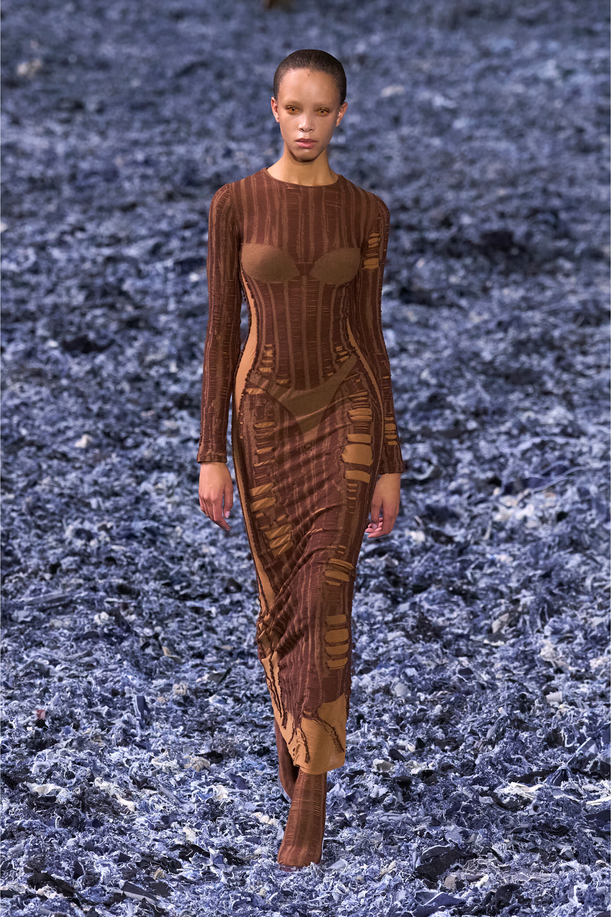 Diesel - M-CALIMERA, Woman's Maxi dress in distressed second-skin knit in Brown - 5