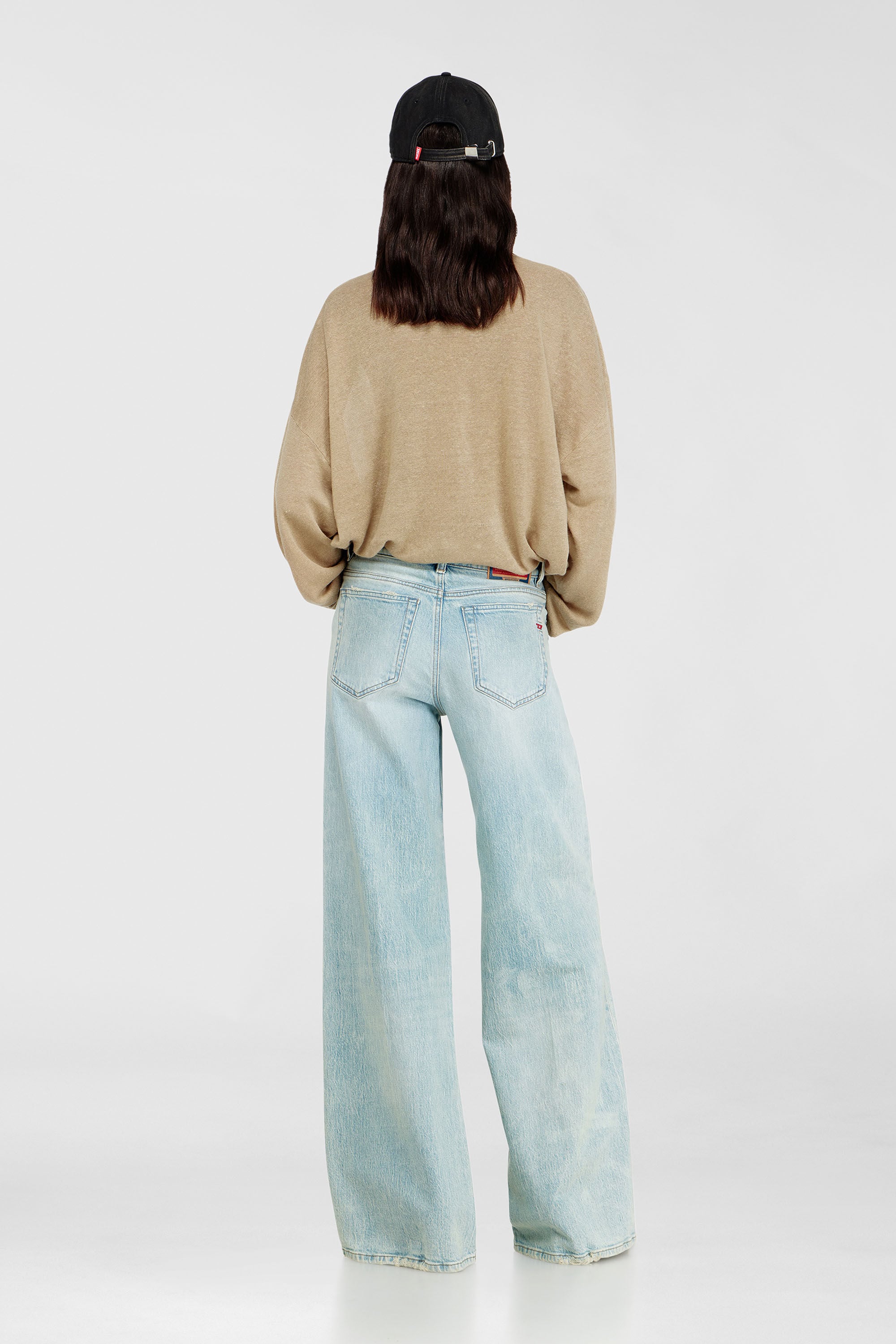 Diesel - Woman's Flare Jeans 1978 D-Akemi 0KBBX, Light Blue - 3