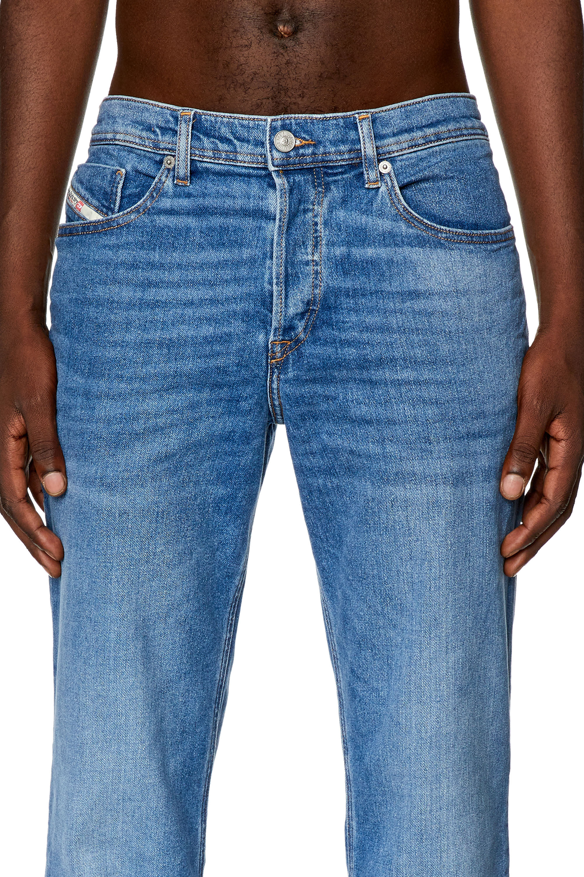 Diesel - Tapered Jeans 2023 D-Finitive 0ENAS, Light Blue - Image 5