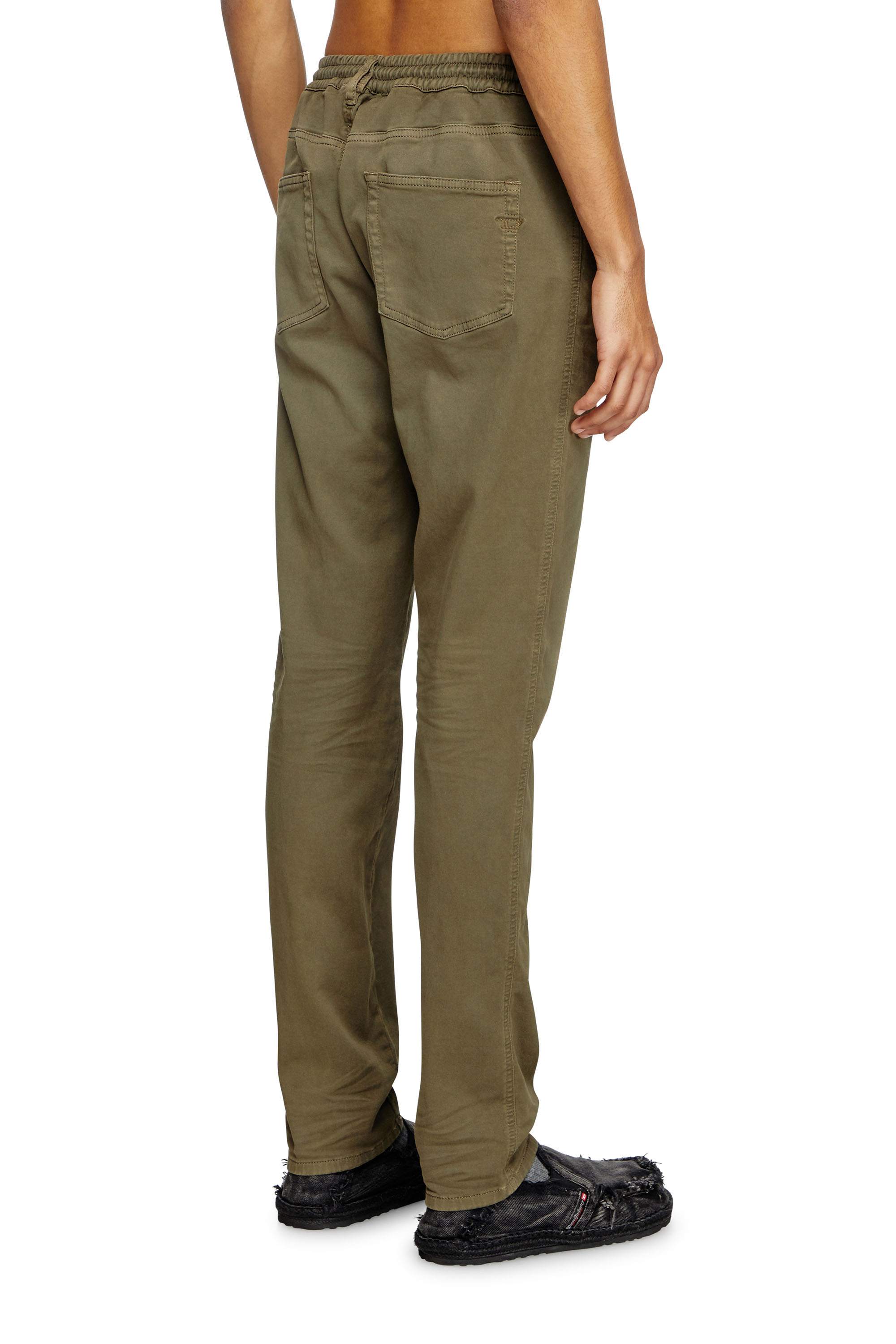 Slim 2062 D-Strukt Joggjeans® 0670M, Green Diesel - Man's Slim 2062 D-Strukt Joggjeans® 0670M, Green - 4