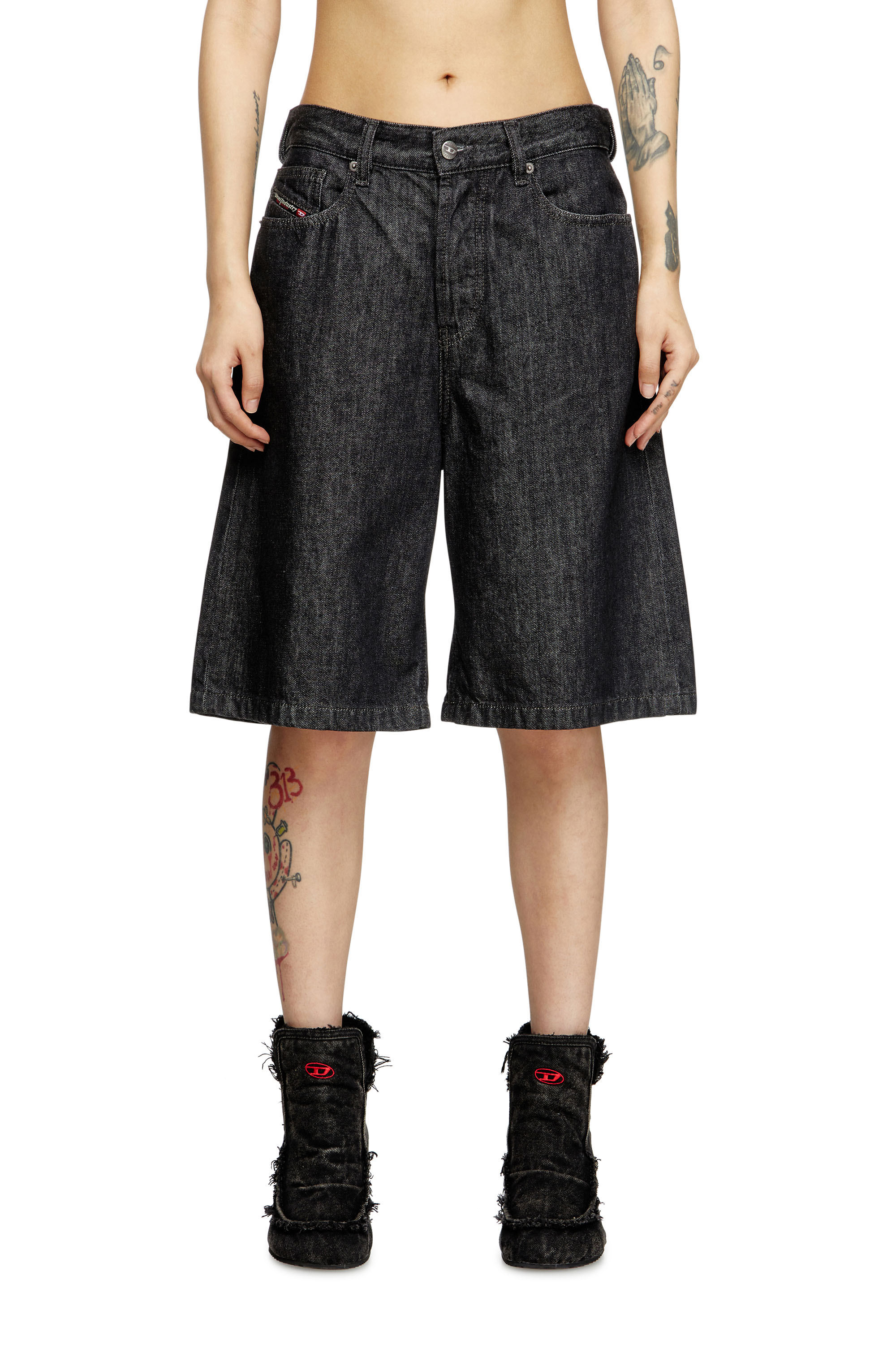 DE-SIRE-SHORT, Black Diesel - DE-SIRE-SHORT, Woman's Shorts in rinse-wash denim in Black - 3