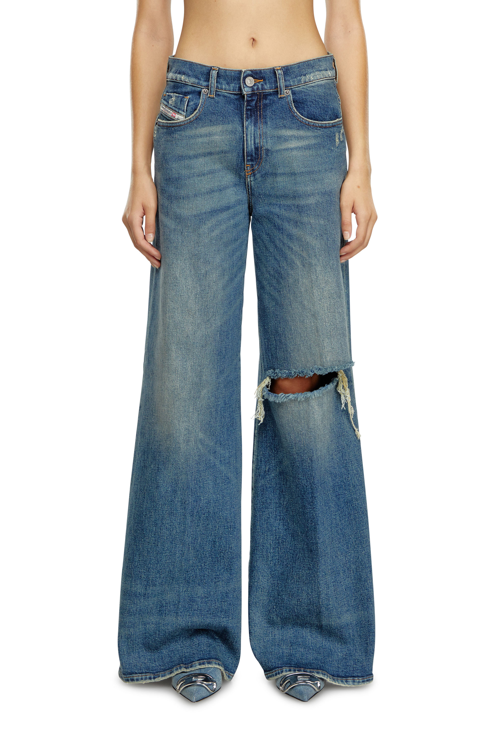 Diesel - Woman's Flare Jeans 1978 D-Akemi 007M5, Medium blue - 4