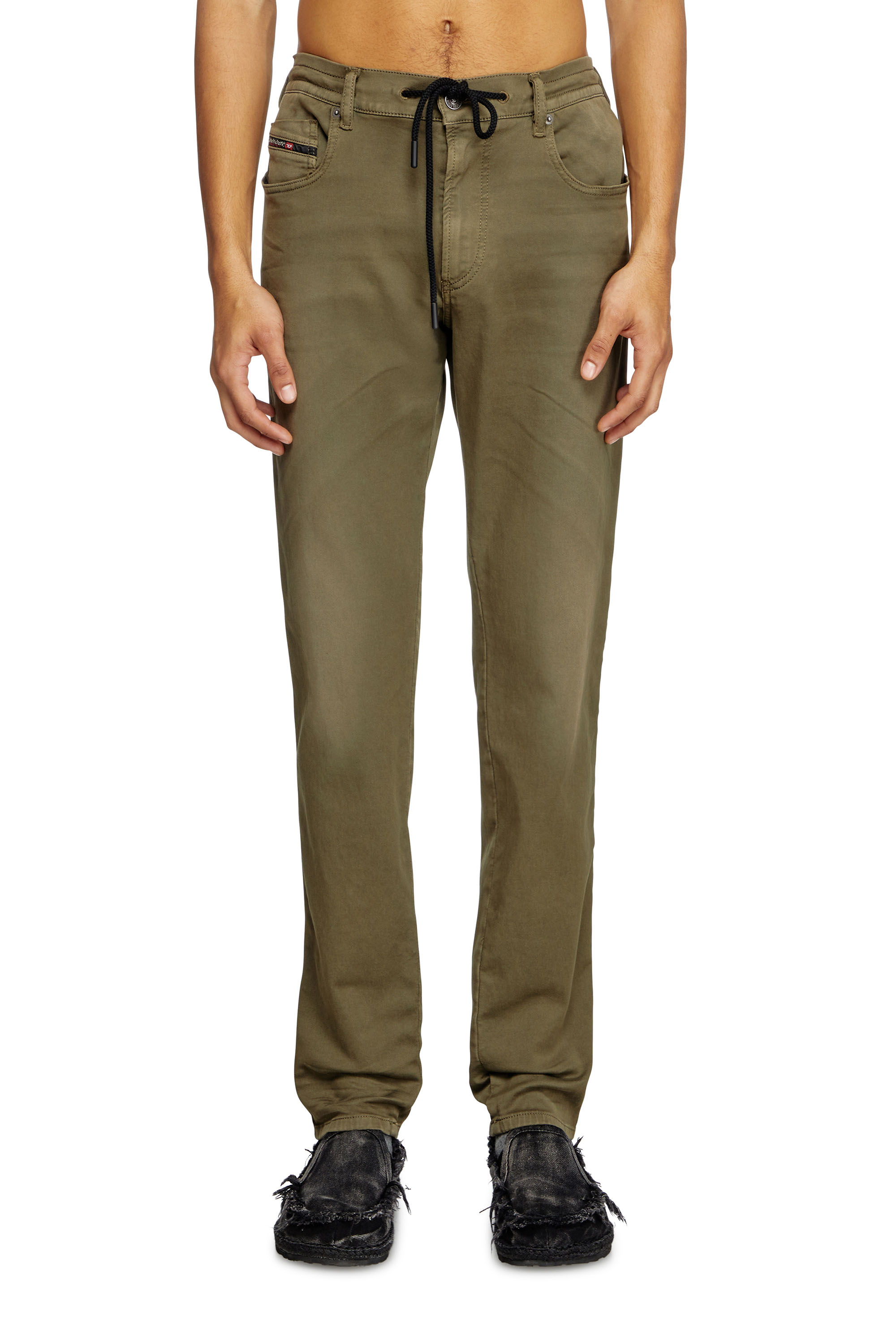 Slim 2062 D-Strukt Joggjeans® 0670M, Green Diesel - Man's Slim 2062 D-Strukt Joggjeans® 0670M, Green - 3