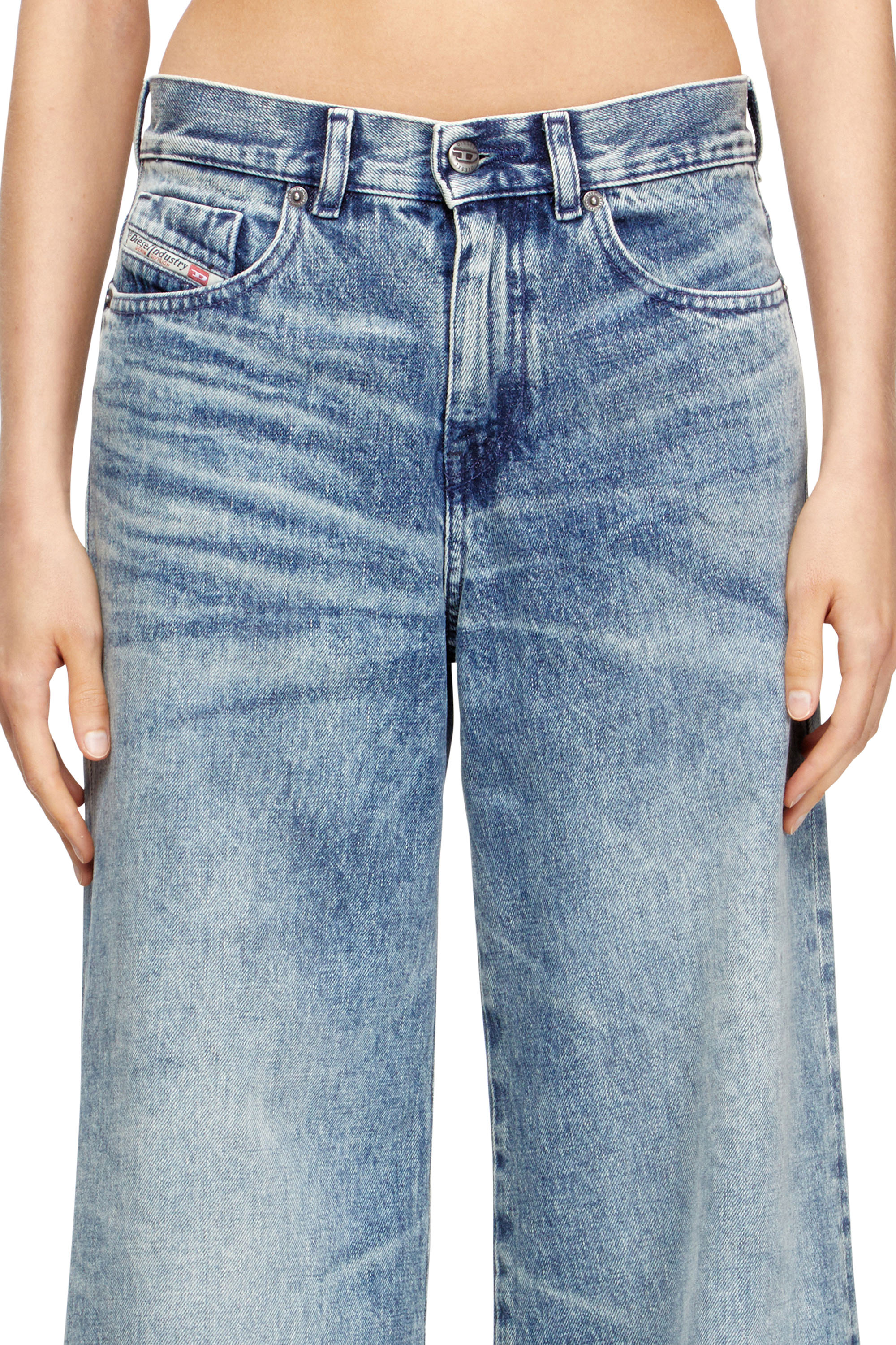 Diesel - Woman's Flare Jeans 1978 D-Akemi 007DA, Light Blue - 4