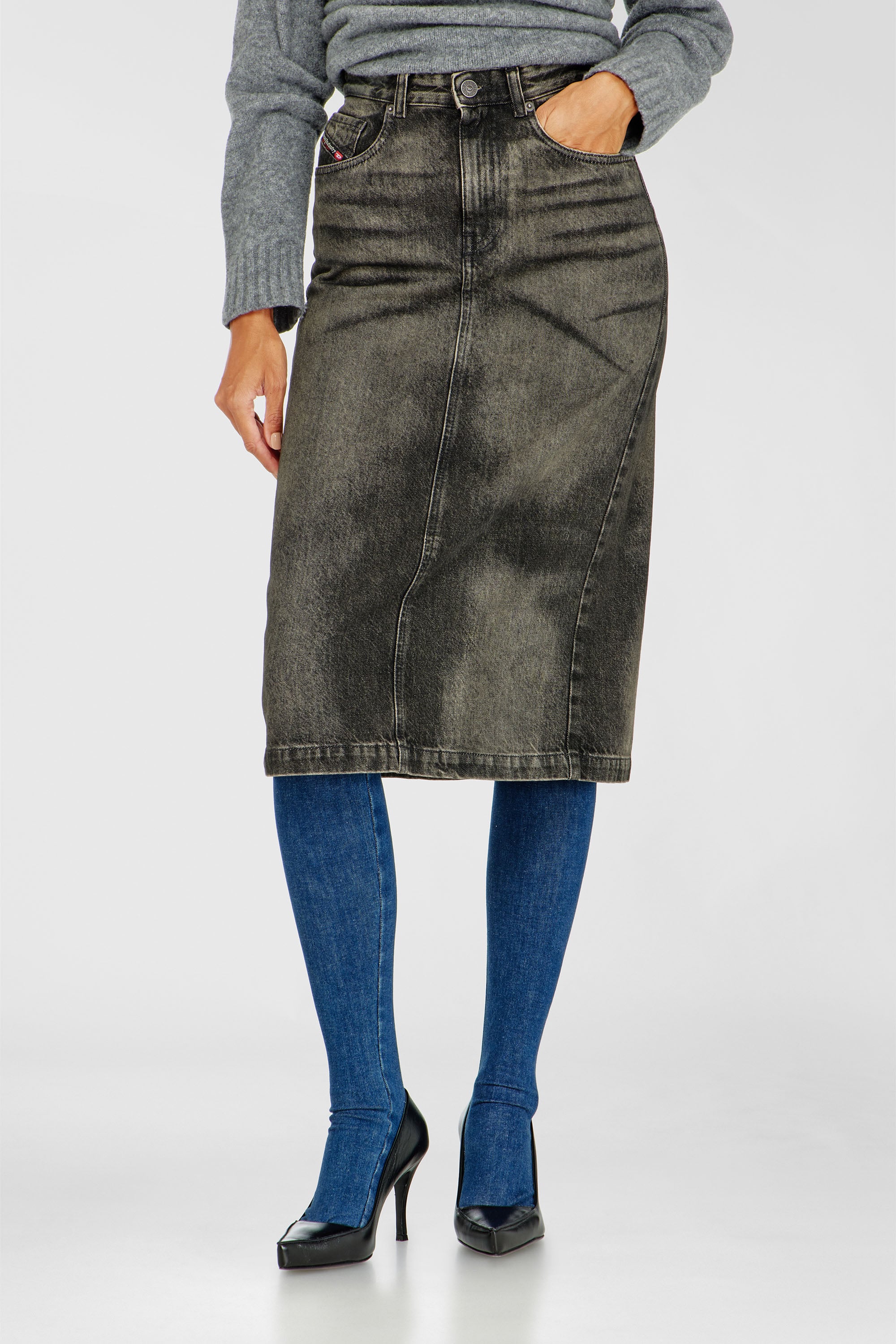 Diesel - DE-PENDY-FSJ, Woman's Pencil skirt in dirty-effect denim in Dark grey - 1