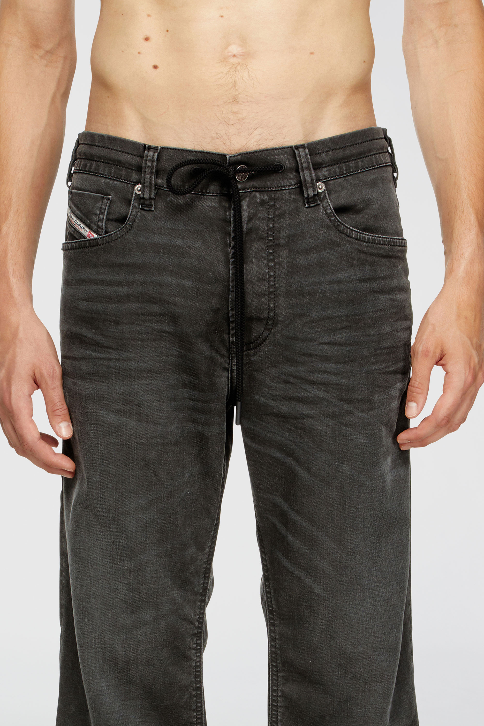 Diesel - Man's Relaxed 2080 D-Reel Joggjeans&reg; 09J75, Black/Dark grey - 5