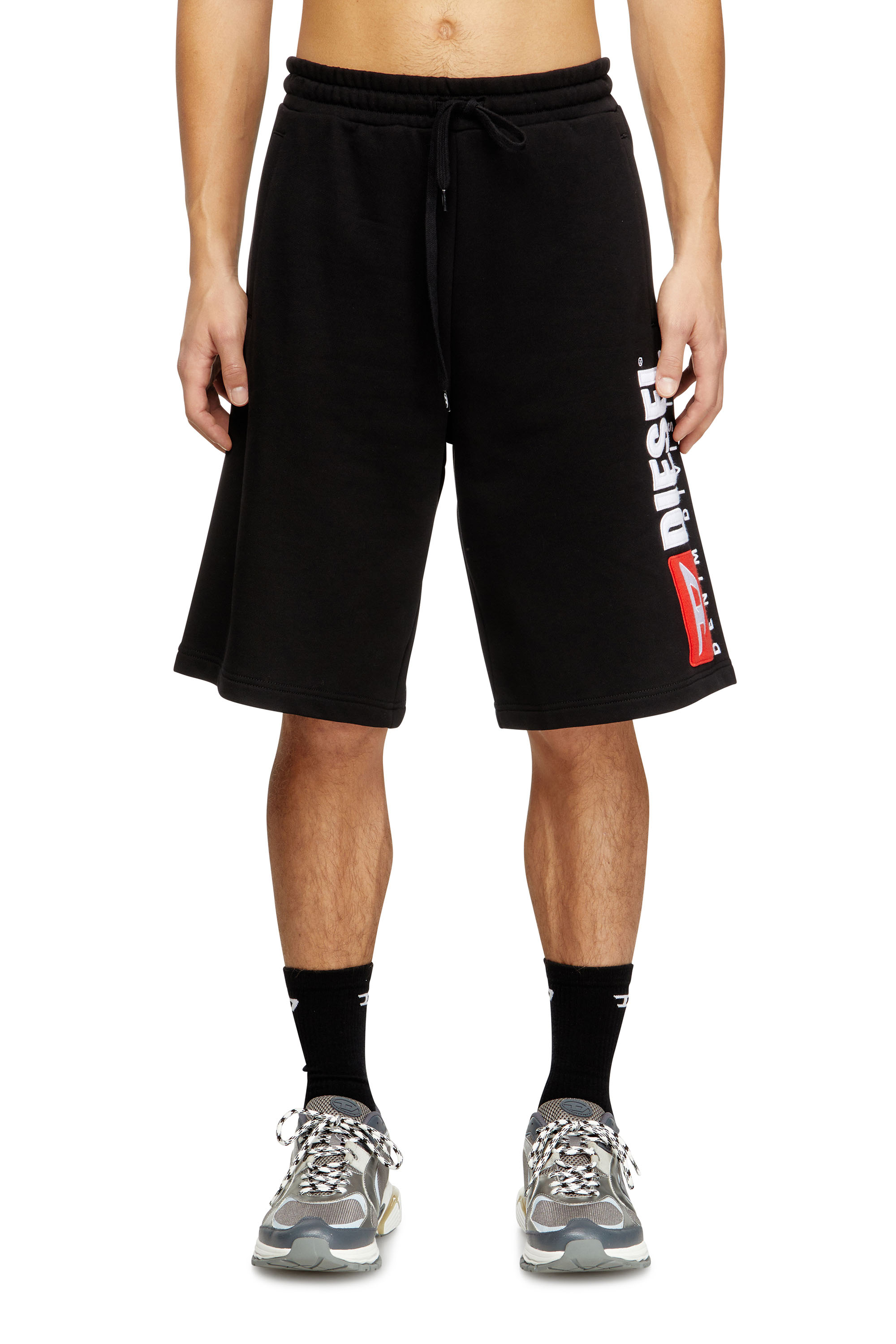 P-CROW-DIV, Black Diesel - P-CROW-DIV, Man's Fleece shorts with maxi logo patch in Black - 3