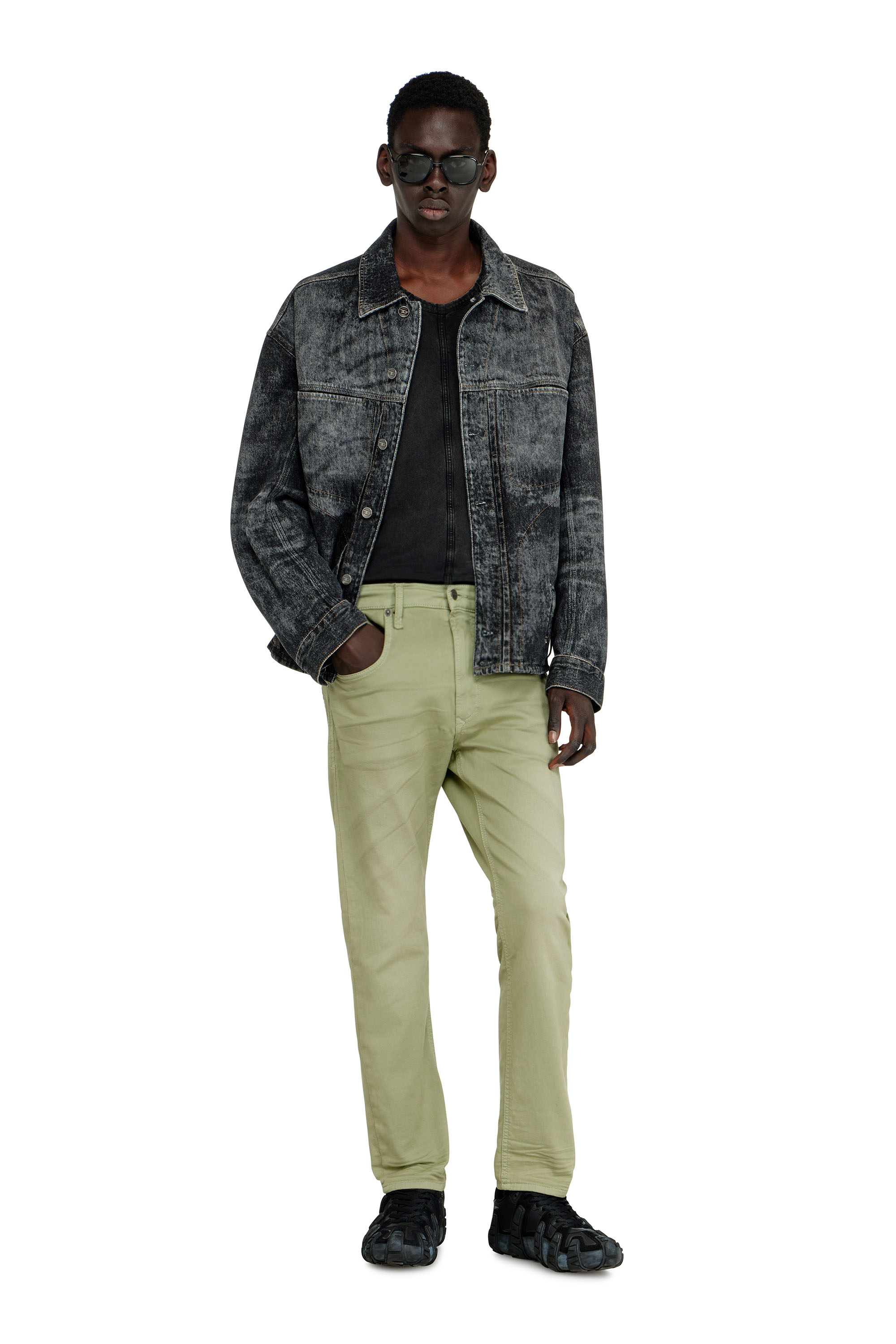 Diesel - Man's Regular 2032 D-Krooley-BW Joggjeans&reg; 0670M, Beige - 1