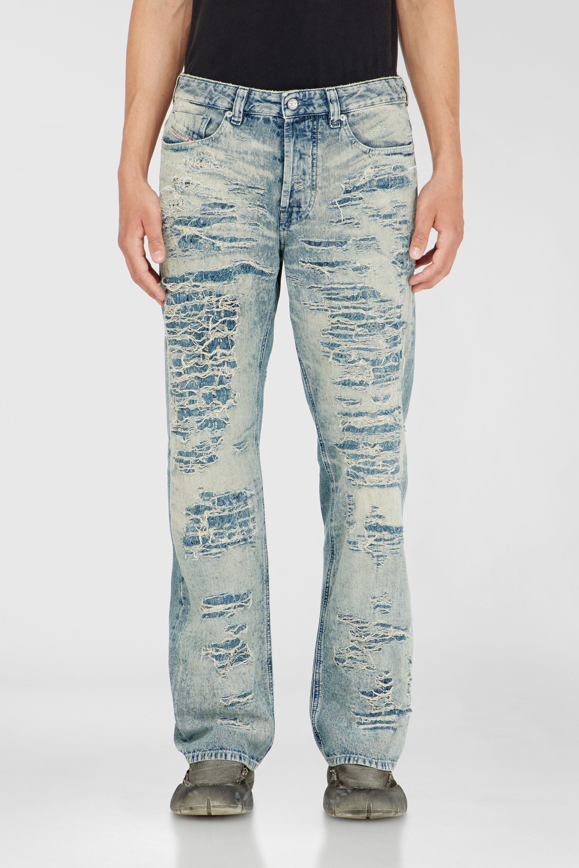 Diesel - Man's Relaxed Jeans 1980 D-Eeper 068YM, Medium blue - 4